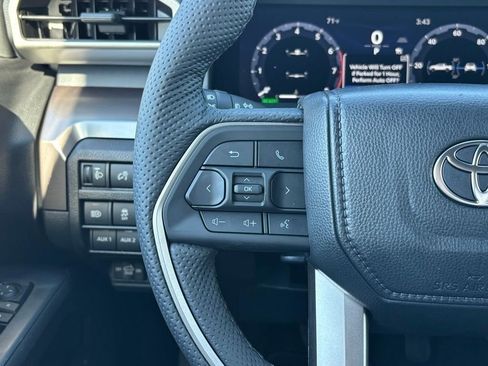 New 2025 Toyota Tacoma TRD Off-Road image 18