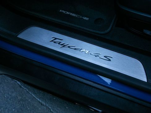 Certified 2023 Porsche Taycan 4S AWD/4WD image 15