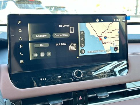 New 2025 Mitsubishi Outlander SEL image 11