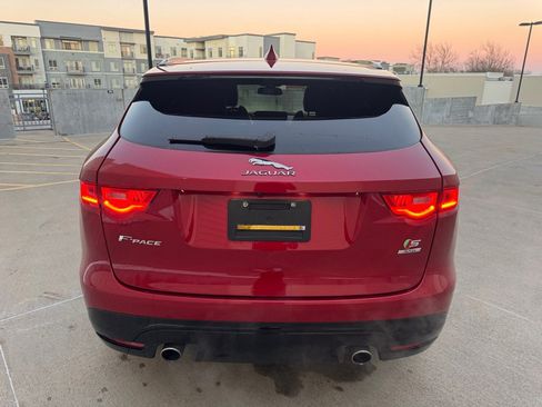 Used 2017 Jaguar F-PACE S image 4