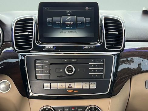 Used 2018 Mercedes-Benz GLE 350 image 14
