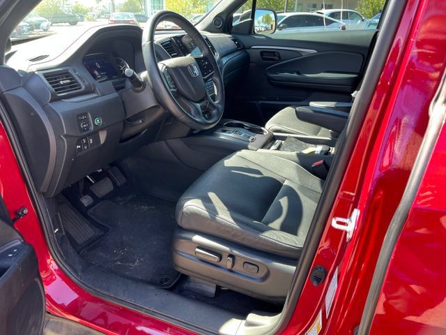Used 2023 Honda Passport EX-L image 2