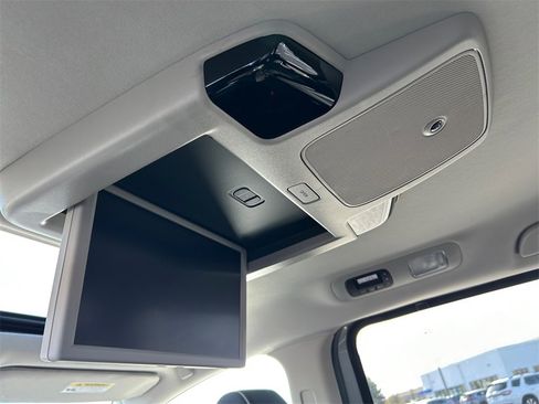 New 2026 Honda Odyssey Touring image 19