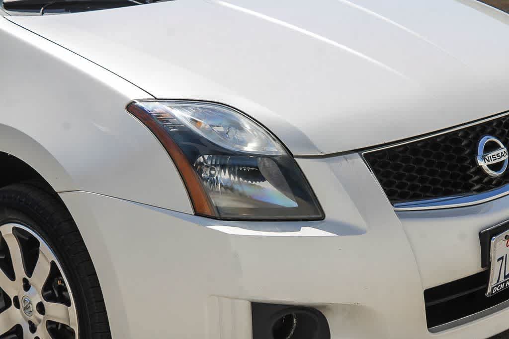Used 2012 Nissan Sentra 2.0 SR w/ Special Edition Pkg FWD image 10