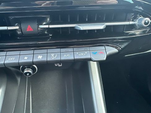 Used 2024 Dodge Hornet R/T w/ R/T Blacktop Package AWD/4WD image 19