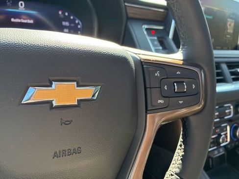 Used 2024 Chevrolet Suburban High Country image 31