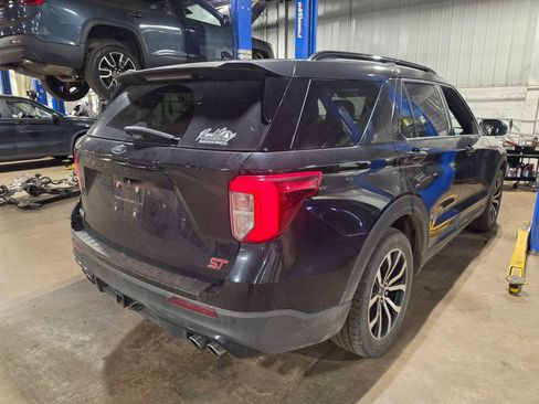 Used 2020 Ford Explorer ST AWD/4WD image 2