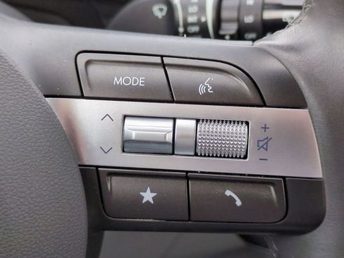 Used 2025 Hyundai Kona SEL image 25