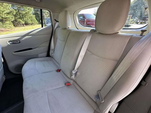 Used 2012 Nissan Leaf SL image 15