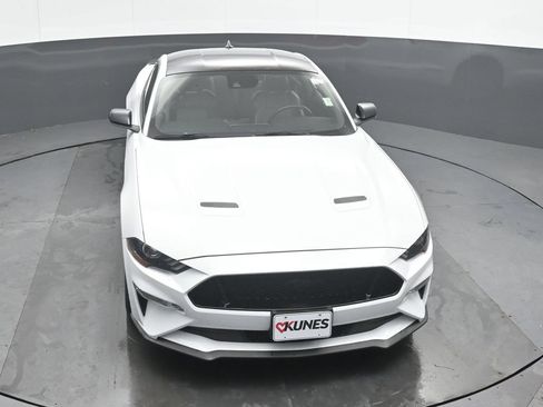 Used 2022 Ford Mustang GT Premium w/ Black Accent Package RWD image 39