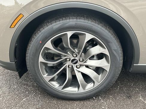 New 2026 Lincoln Aviator 2WD image 11