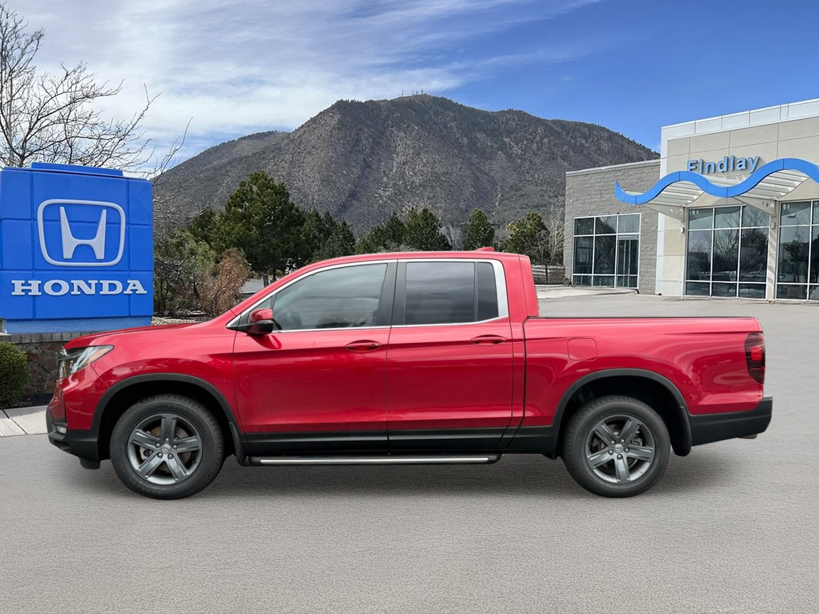 Certified 2023 Honda Ridgeline RTL image 3