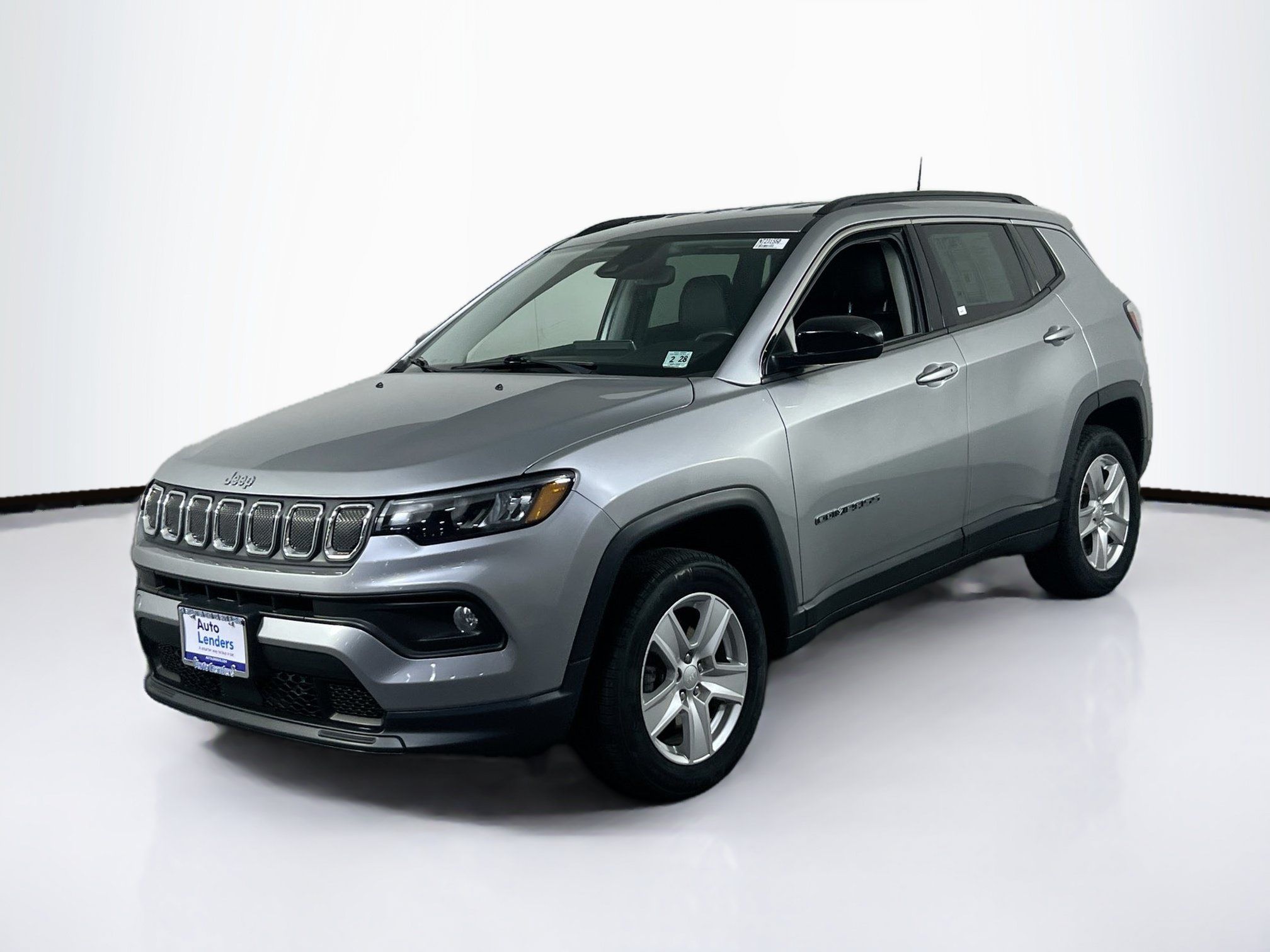 Used 2022 Jeep Compass Latitude w/ Convenience Group AWD/4WD image 1