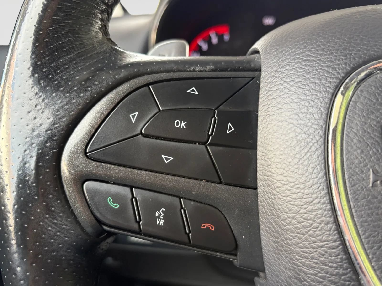 Used 2018 Dodge Durango GT AWD/4WD image 31