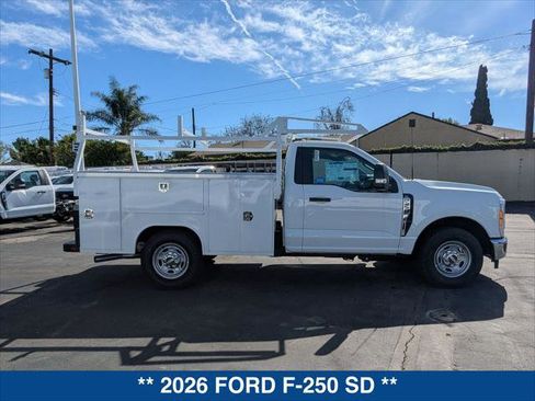 New 2026 Ford F250 XL w/ XL Chrome Package image 6