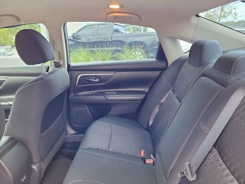 Used 2017 Nissan Altima 2.5 SV FWD image 13