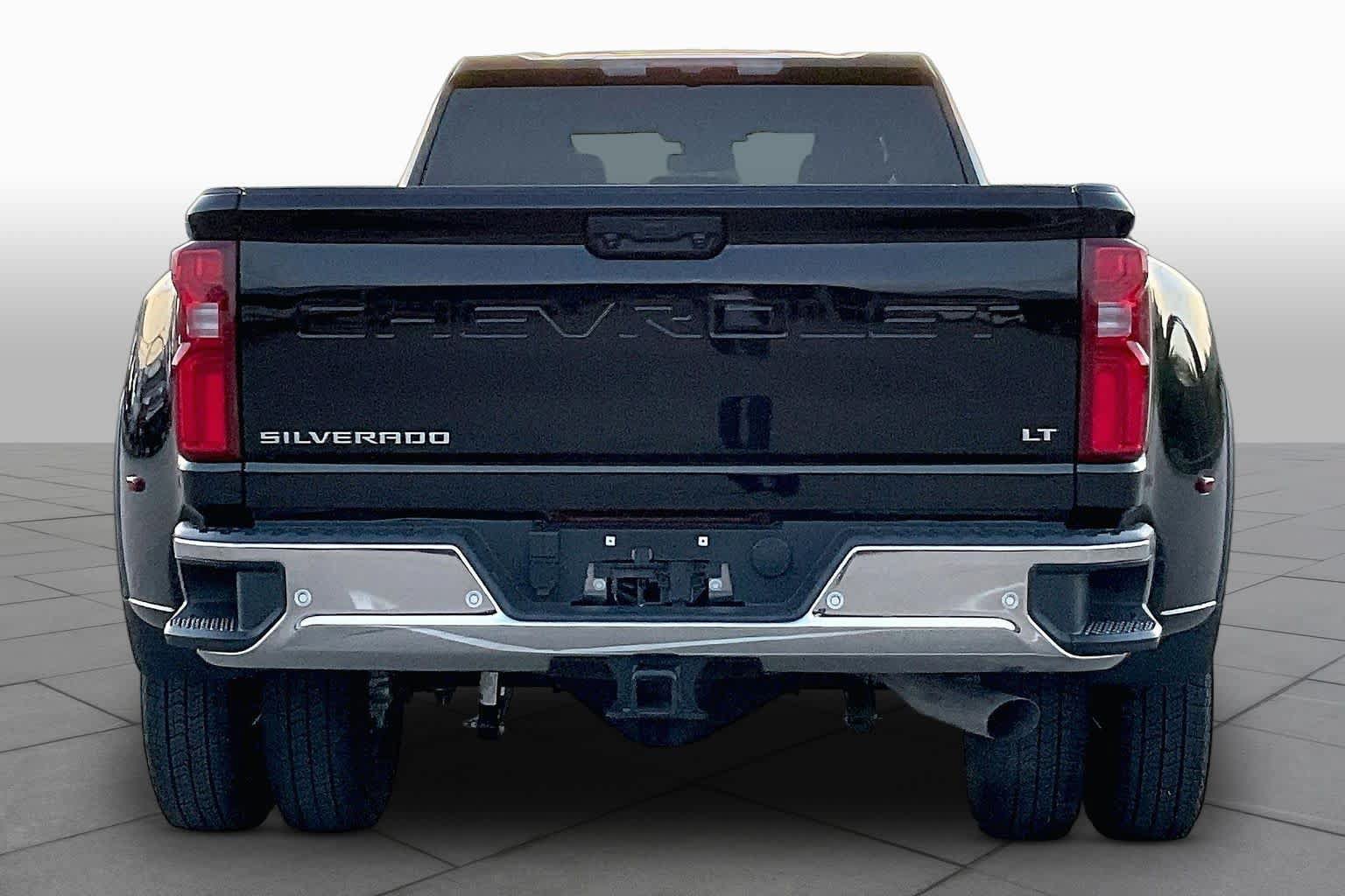 Used 2026 Chevrolet Silverado 3500 LT w/ Safety Package AWD/4WD image 6