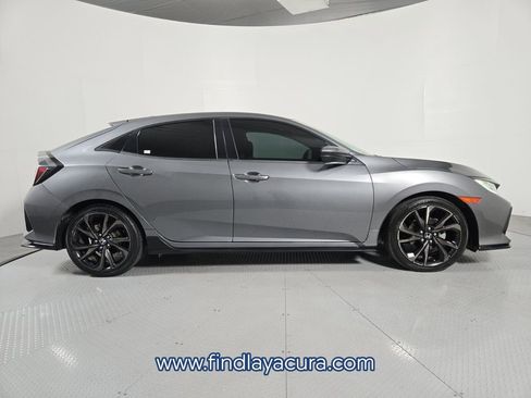 Used 2018 Honda Civic Sport image 9