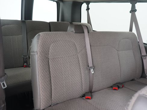 Used 2025 Chevrolet Express 3500 LT w/ LT Preferred Equipment Group RWD image 19