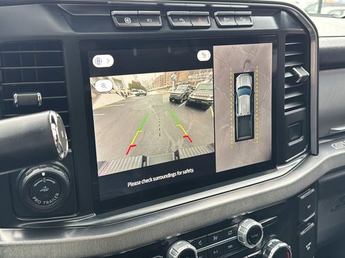 Used 2024 Ford F350 Platinum w/ FX4 Off-Road Package image 34