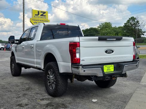 Used 2017 Ford F250 Lariat w/ Lariat Value Package AWD/4WD image 4
