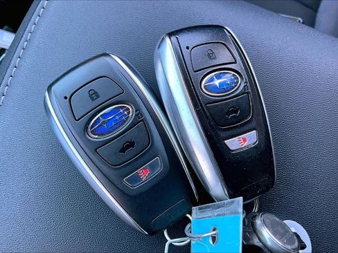 Used 2023 Subaru Outback Limited w/ Popular Package #2 image 12