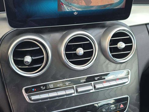 Used 2019 Mercedes-Benz C 300 Sedan w/ Premium Package image 29