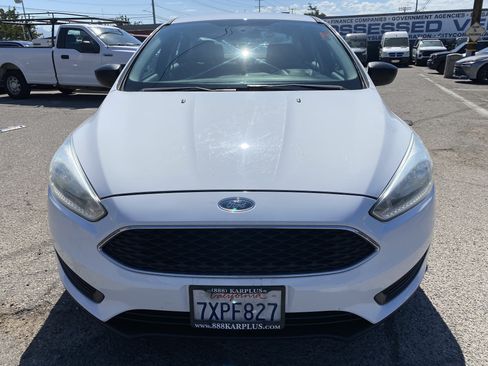 Used 2016 Ford Focus S FWD image 3