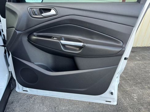 Used 2014 Ford Escape SE image 14