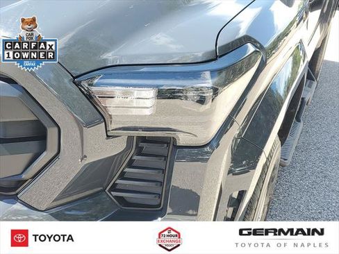 Certified 2025 Toyota Tacoma SR5 AWD/4WD image 15