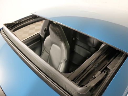 Certified 2022 Porsche 911 Carrera S RWD image 27