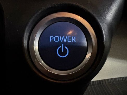 Used 2024 Toyota Sienna Platinum image 26