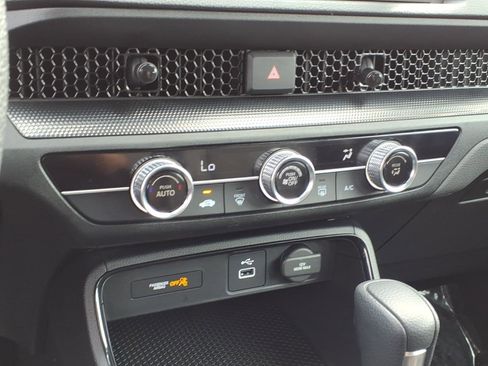 Certified 2023 Honda CR-V LX image 18