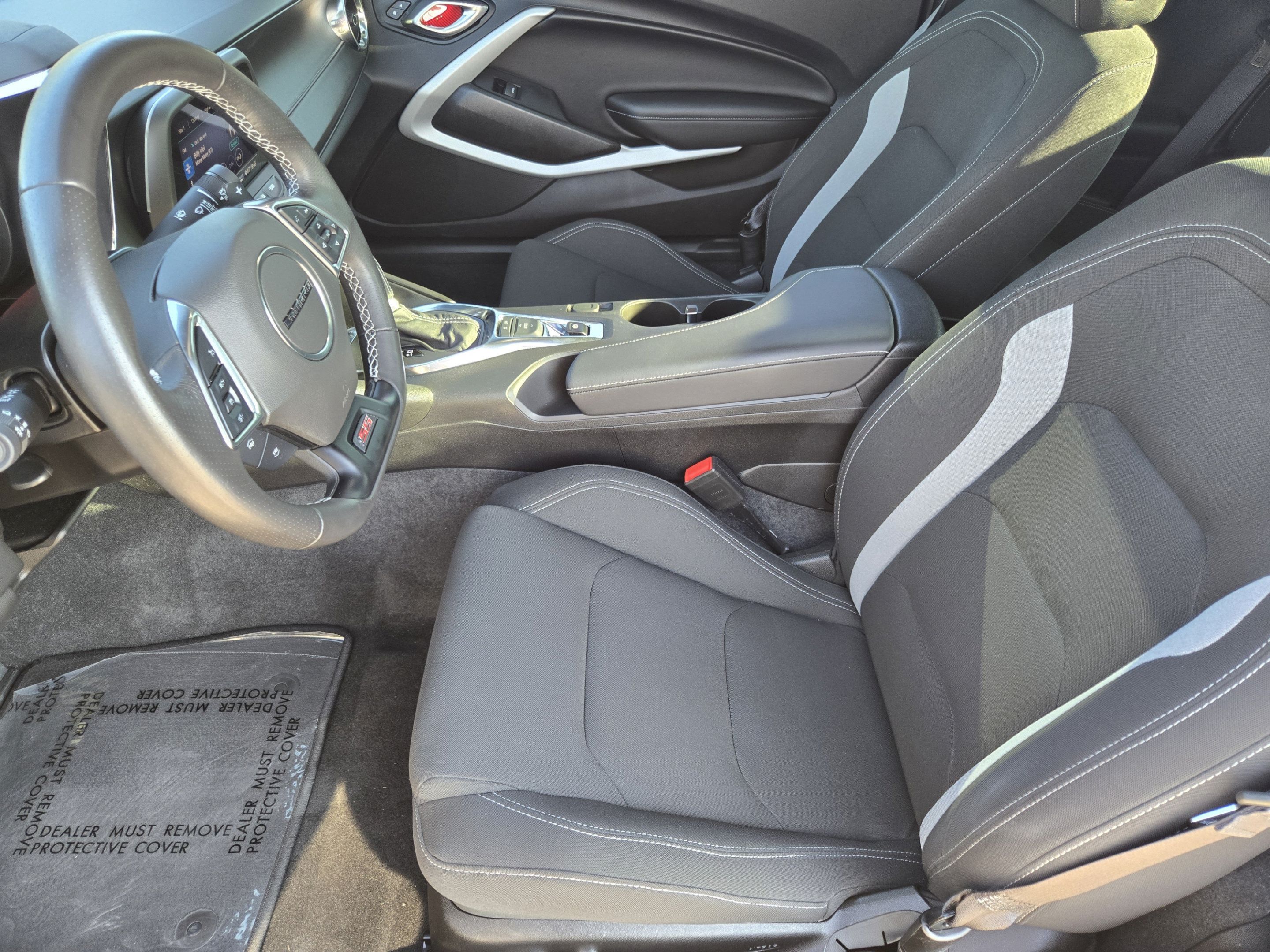 Used 2020 Chevrolet Camaro SS RWD image 9