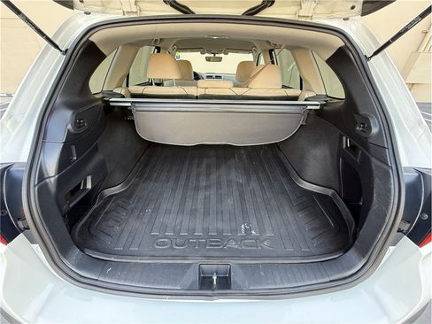 Used 2019 Subaru Outback 2.5i Premium AWD/4WD image 23