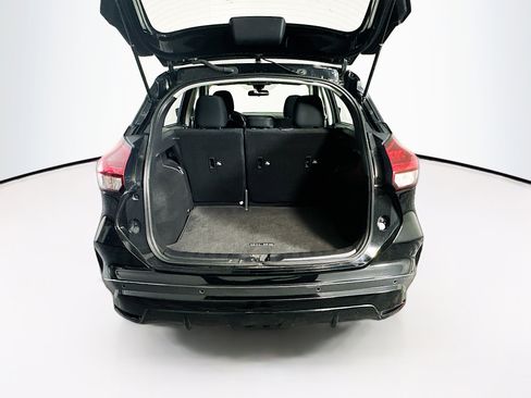 Used 2024 Nissan Kicks SV image 29