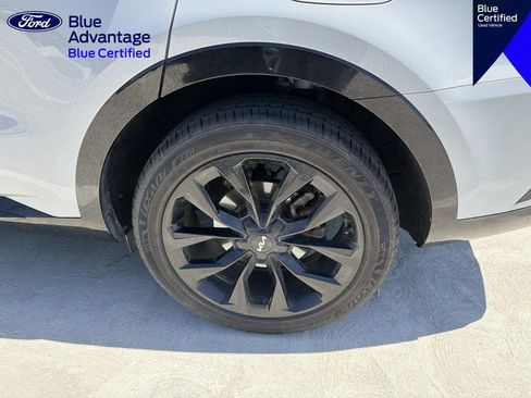 Used 2022 Kia Sorento SX FWD image 11