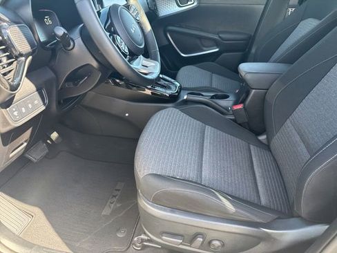 Certified 2023 Kia Soul EX FWD image 16