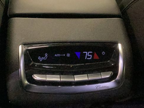 Used 2024 Cadillac XT6 Luxury w/ LPO, Floor Liner Package image 13