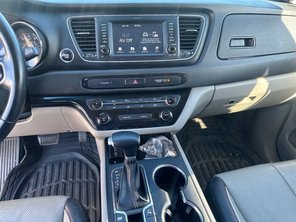 Used 2021 Kia Sedona EX FWD image 14