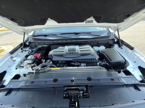 Used 2022 Nissan Titan PRO-4X w/ Off Road Protection Package image 28