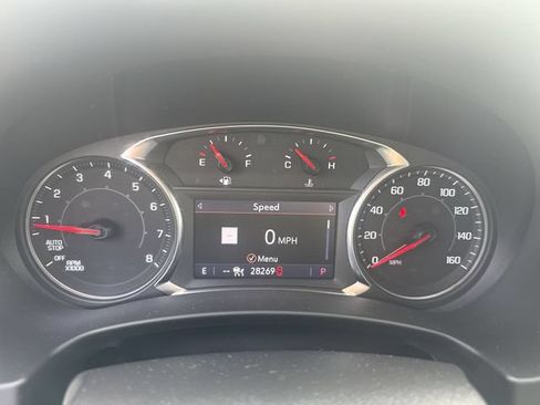 Used 2022 GMC Terrain SLT w/ Infotainment Package II AWD/4WD image 11