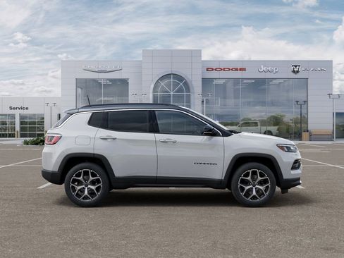 New 2026 Jeep Compass Limited image 22