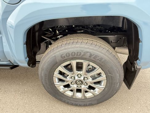 New 2026 Toyota Tacoma Limited AWD/4WD image 36