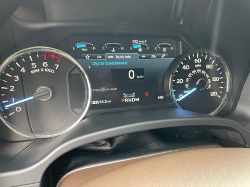 Used 2018 Ford F150 King Ranch w/ Equipment Group 601A Luxury AWD/4WD image 19