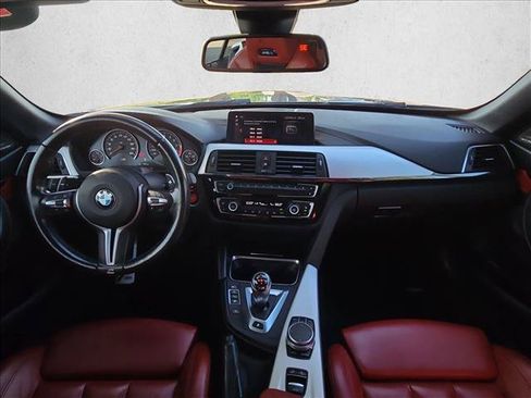 Used 2019 BMW M4 Convertible w/ Competition Package RWD image 16