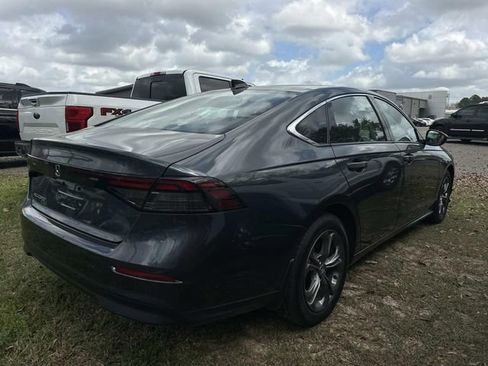 Used 2024 Honda Accord EX image 9