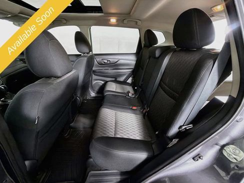 Used 2019 Nissan Rogue SV AWD/4WD image 23
