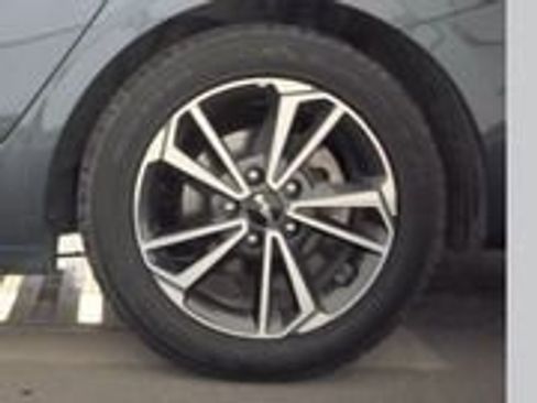 Used 2023 Kia Forte LXS image 12