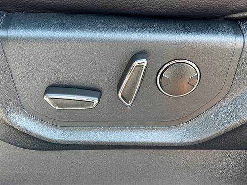 Used 2021 Ford Expedition Max Limited image 28